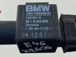 BMW 3 E46 Muu rele 13318810