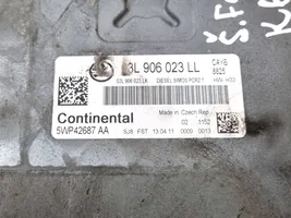 Skoda Fabia Mk2 (5J) Komputer / Sterownik ECU i komplet kluczy 5WP42687AA