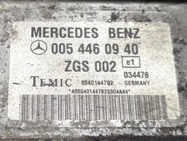 Mercedes-Benz Vario Moottorin ohjainlaite/moduuli A0434471640