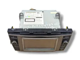 Toyota Avensis T270 Unidad delantera de radio/CD/DVD/GPS CV-VS61F3AE