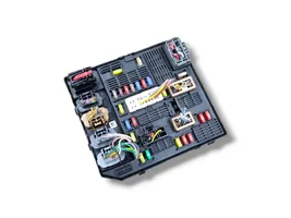 Renault Scenic III -  Grand scenic III Engine ECU kit and lock set V29006690A