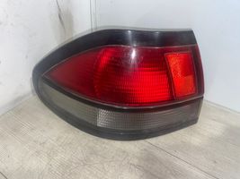 Mazda 626 Luci posteriori 22061825