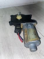 Volvo V70 Moteur de lève-vitre de porte arrière 0130821777