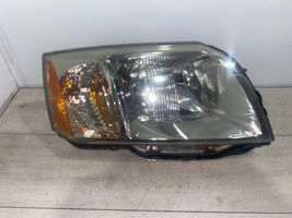 Mitsubishi Endeavor Lampa przednia P2089R