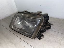 Audi A3 S3 8L Передняя фара 963035