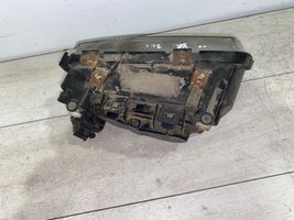 Audi A3 S3 8L Передняя фара 963035