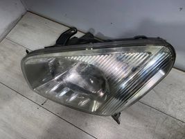 Ford Focus C-MAX Lampa przednia 00998934