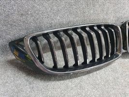 BMW 4 F32 F33 Maskownica / Grill / Atrapa górna chłodnicy 7294814