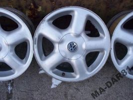 Volkswagen Touran I Felgi stalowe R15 