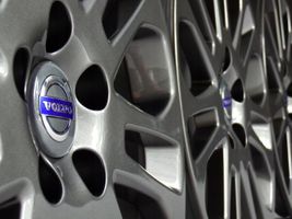 Volvo S40, V40 R17-alumiinivanne 