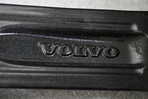 Volvo V40 Cross country R 19 lengvojo lydinio ratlankis (-iai) 