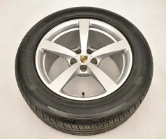 Porsche Macan R18 alloy rim 