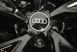 Audi RS6 C8 R 22 lengvojo lydinio ratlankis (-iai) 