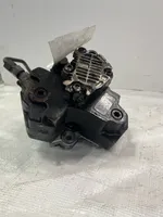 Volvo S60 Fuel injection high pressure pump 8689590