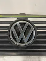 Volkswagen PASSAT B2 Staffa di rinforzo montaggio del paraurti anteriore 321853653