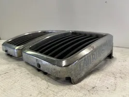 BMW 3 E30 Grille de calandre avant 51131884350