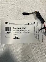 Audi A4 S4 B7 8E 8H Kojelaudan keskiosan tuuletussuuttimen ritilä 8E0820902