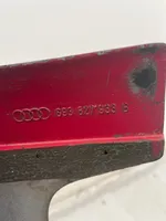 Audi 80 90 B3 Takaluukun alaosan verhoilusarja 893827933B