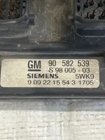 Opel Zafira A Calculateur moteur ECU 90582539