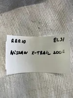 Nissan X-Trail T30 Grille calandre supérieure de pare-chocs avant 62310