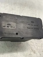 Audi A6 S6 C4 4A Pompa a vuoto 4A0862257C