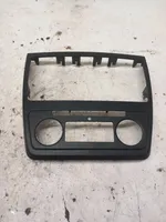 Skoda Yeti (5L) Radio/GPS head unit trim 5L0858069H