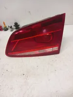 Volkswagen PASSAT B7 Lampy tylnej klapy bagażnika 3AF945094R