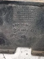 Volkswagen PASSAT B6 Cache crochet de remorquage arrière 3C9807441