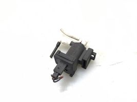 Mercedes-Benz C W203 Käynnistysmoottorin solenoidi A2038000176