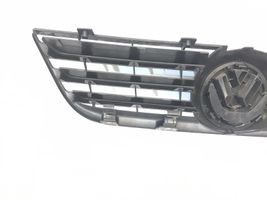 Volkswagen Polo IV 9N3 Grille de calandre avant ZSB6Q0853653E