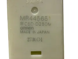 Mitsubishi Pajero Interrupteur commade lève-vitre MR445651