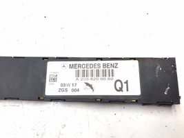 Mercedes-Benz C W203 Amplificateur d'antenne A2038208689