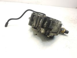 Land Rover Freelander 2 - LR2 Alipainepumppu D171B1B