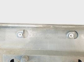 Land Rover Freelander 2 - LR2 Etuoven lista (muoto) LR002469