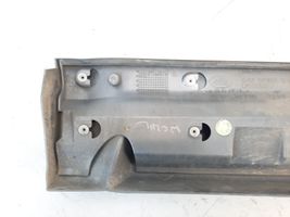 Land Rover Freelander 2 - LR2 Takaoven lista (muoto) LR002520