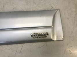 Suzuki Grand Vitara I Moulure de porte avant 7768165DA1