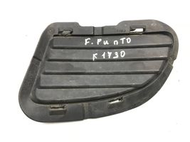 Fiat Grande Punto Etupuskurin alempi jäähdytinsäleikkö 735410805