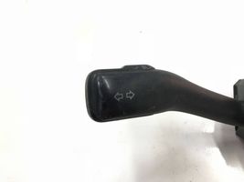 Volkswagen Golf IV Manetka / Przełącznik kierunkowskazów wycieraczek 8L0953513G