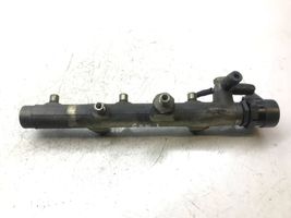 Audi A4 S4 B7 8E 8H Kraftstoffverteiler Einspritzleiste Verteilerrohr 059130090j