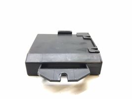 Audi A4 S4 B7 8E 8H Alarm control unit/module 8h0951177