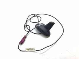 Mercedes-Benz C AMG W204 Amplificatore antenna 2049050136