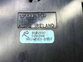 Volvo V70 Ilmastoinnin ohjainlaite 8682930