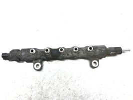 Toyota RAV 4 (XA30) Listwa wtryskowa 8945871010