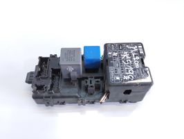 Mitsubishi L200 Module de fusibles PPTD20