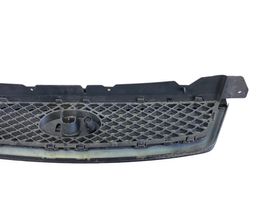 Ford Focus Maskownica / Grill / Atrapa górna chłodnicy D2A3C