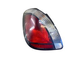 KIA Rio Lampa tylna 924011G2