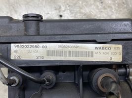 Citroen C4 I Picasso Ilmajousituksen kompressoripumppu 9682022980