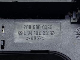 Mercedes-Benz CLK A208 C208 Przyciski szyb 2086800336