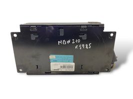 Mercedes-Benz E W210 Amplificateur de son 2108202789