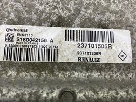 Renault Clio III Calculateur moteur ECU S180042156A